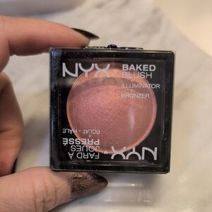 NWT NYX Baked Blush in BBL05 In Color Foreplay